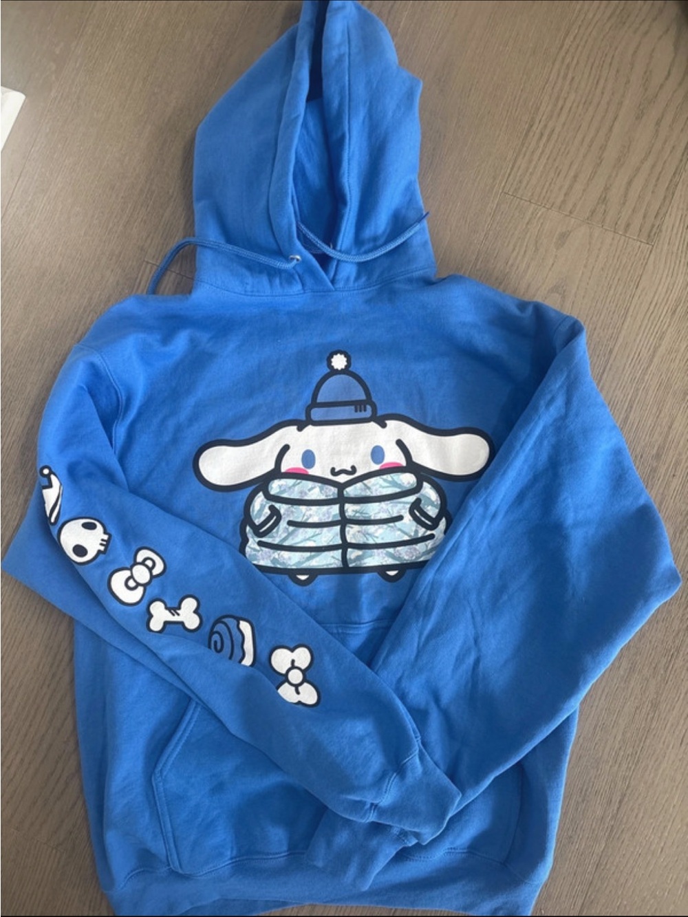 Hello Kitty & Friends Cinnamoroll Camo Puffer Blue Hoodie - Size med